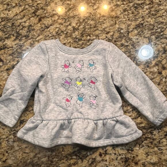 Disney‎ Girls 12 Months Softest Fleece Winnie The Pooh Gray Sweater Top Colorful - Picture 2 of 5